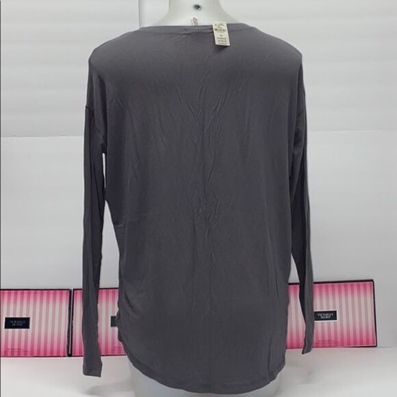 NWT VICTORIA SECRET LONG SLEEVE (run big - Picture 5 of 5
